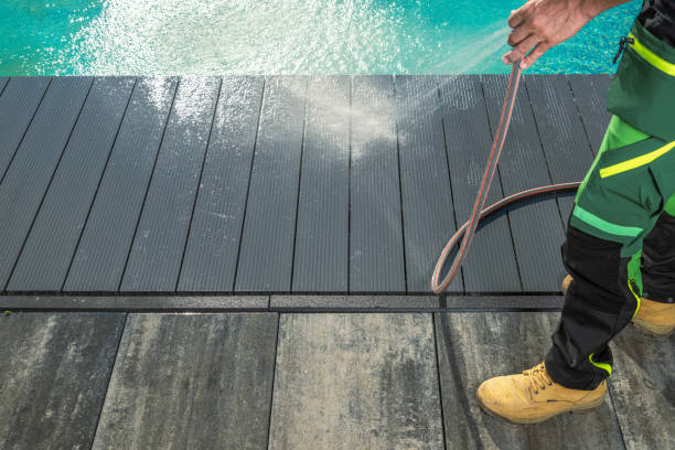 Best Roof Pressure Washing  in Vandergrift, PA