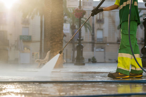 Best Commercial Building Pressure Washing  in Vandergrift, PA